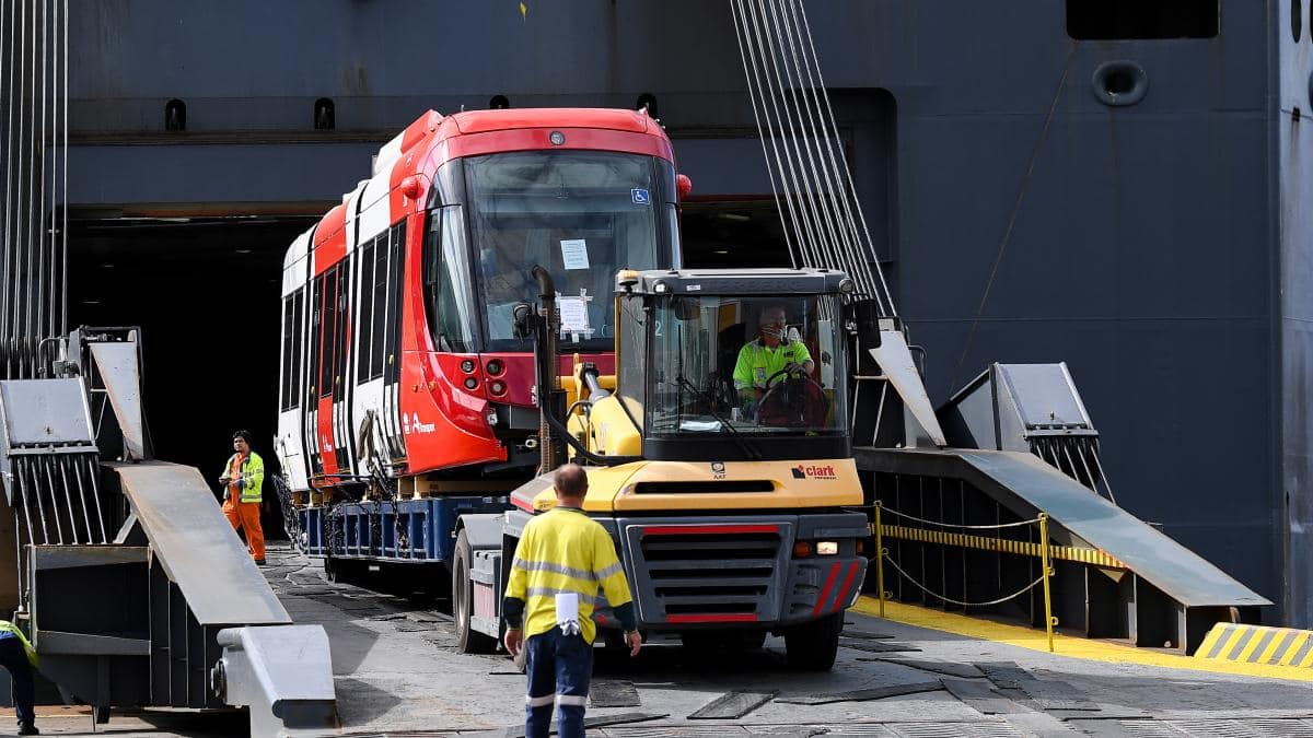 Light Rail vehicle arriving at Port Kembla