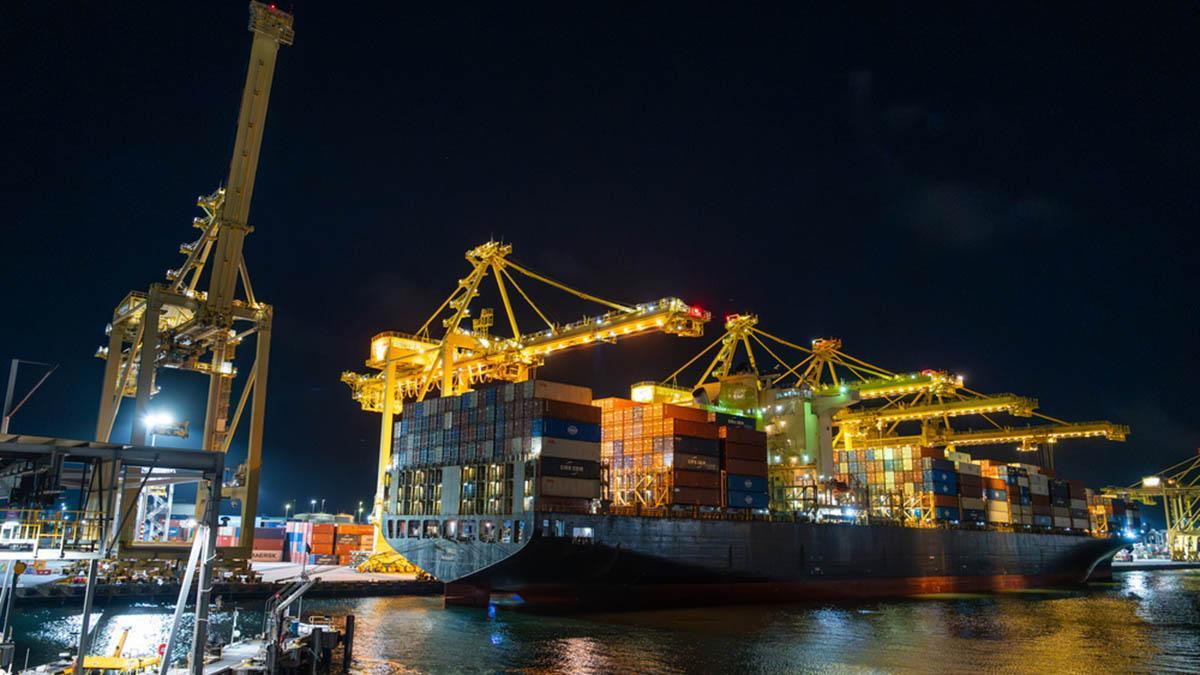 A record-breaking visit at Port Botany